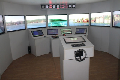 SHIP SIMULATOR AND BRIDGE TEAMWORK (SHS)